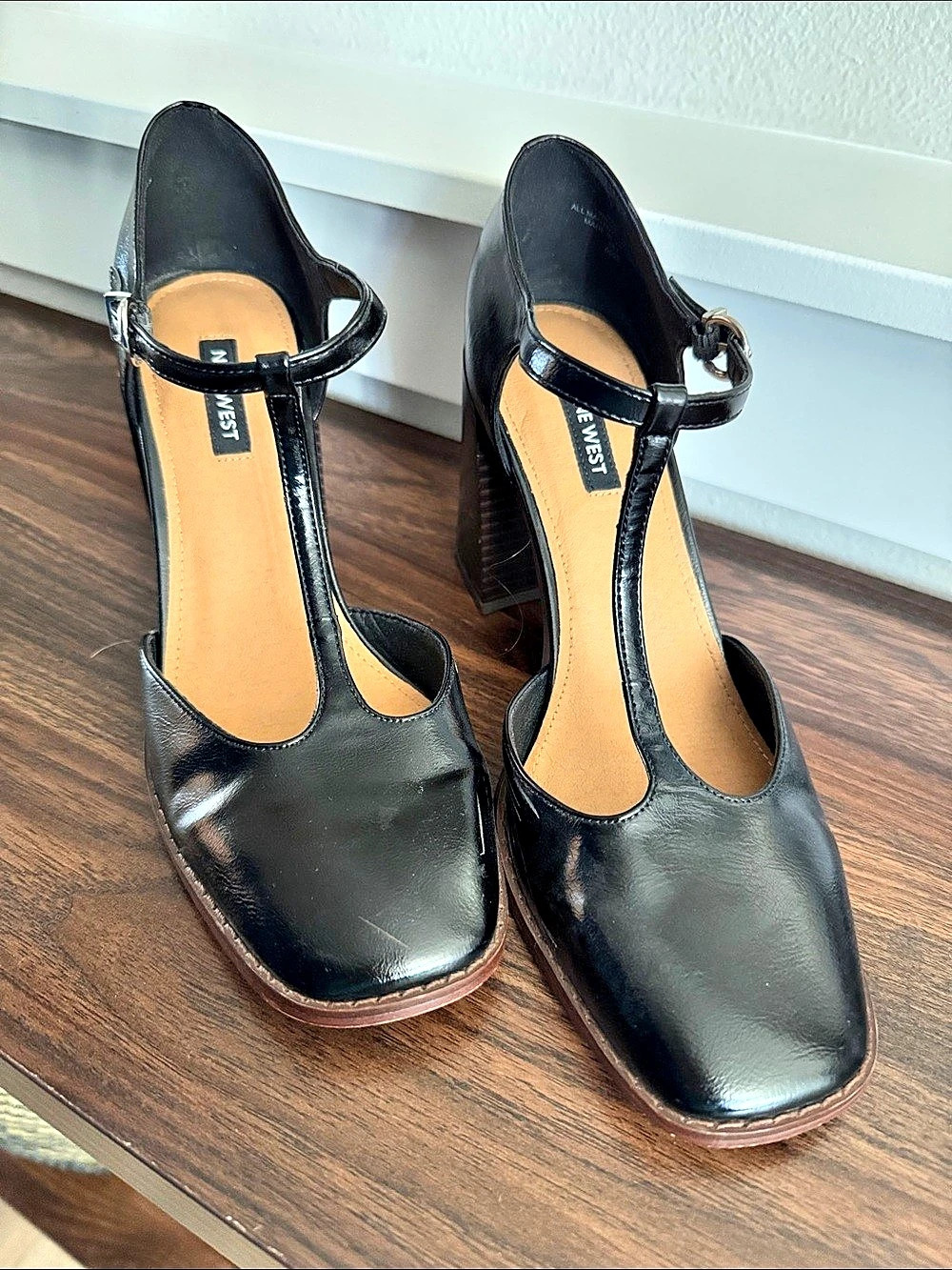 Nine West Janky T-Strap Heel Black T-Strap Block Heel Pumps
